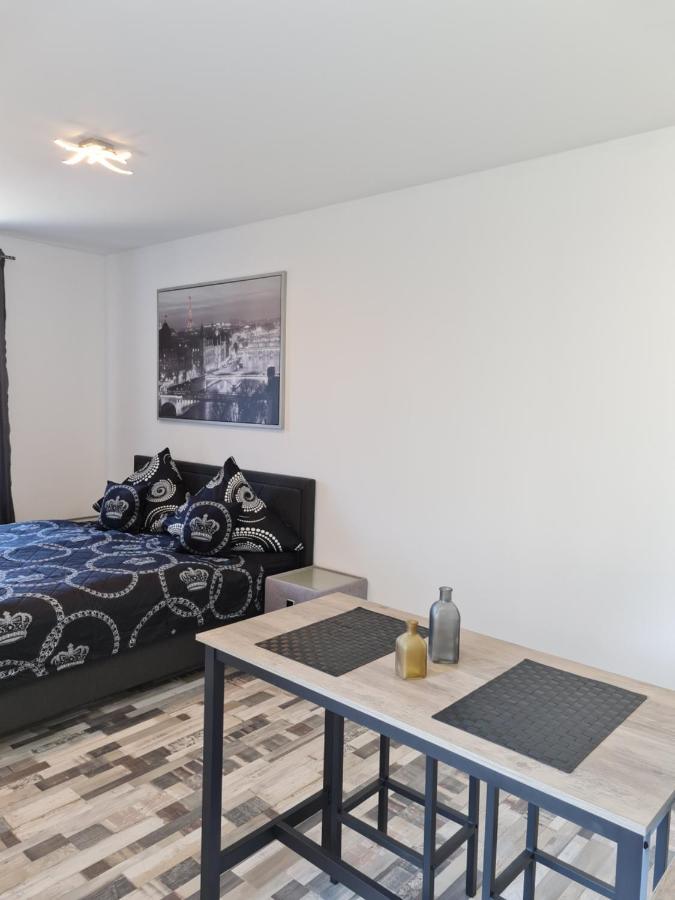 City Apartment *