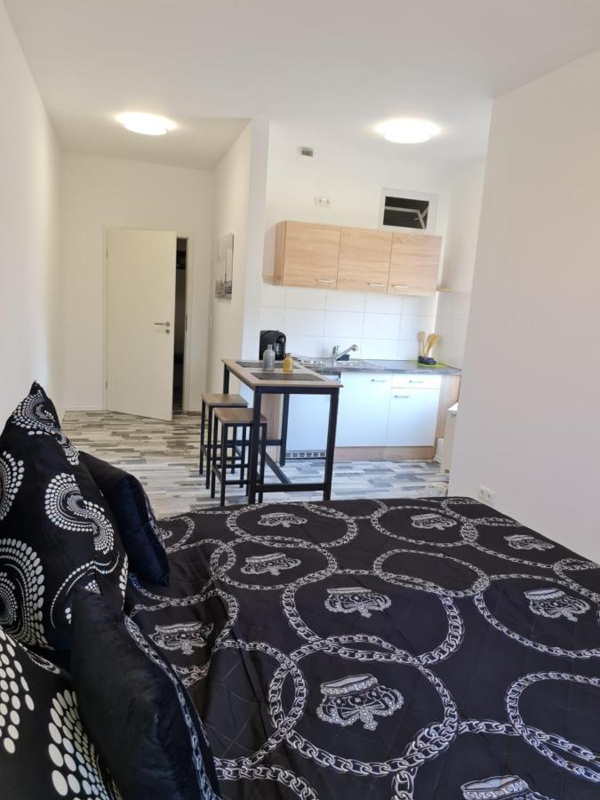 City Apartment Apartment